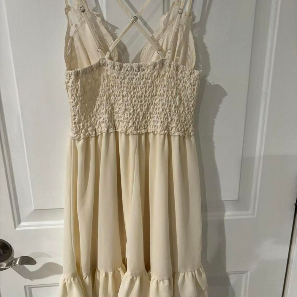 Love Tree Cream Lace Bodice Ruffle Hem Mini Dress Smocked Back Boho Small - Picture 5 of 8